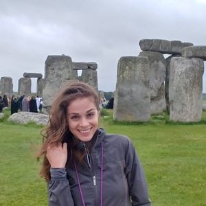 Meet your Posher, Emma